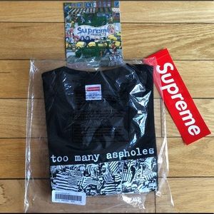 SUPREME black T shirt . New .